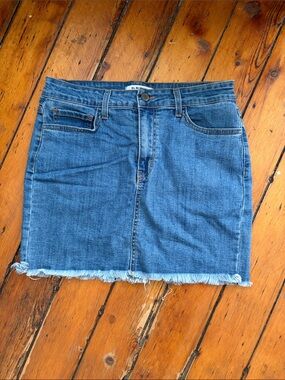 Frayed-Hem Blue Denim Mini Skirt